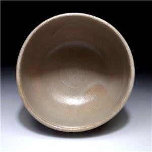 Vintage Japanese Hand-painted Matcha Bowl by Renowned Potter, Koichi Niwa.